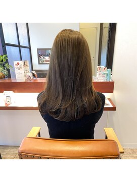 マーリャヘアー(mallia hair) レイヤースタイルレイヤーカットロングレイヤー小顔スタイル