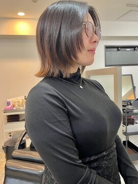 メモリーズ 表参道(Memories) ショートヘア/ボブ/可愛い丸み/簡単スタイリング/20代/30代