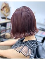 ログネオン(.6 -ROGU- neon) 切りっぱなしボブ×ピンクブラウン