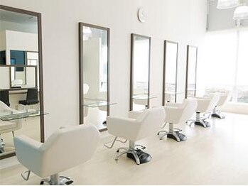 アール ヘアアンドメイク 金目店(R Hair&Make)の写真/【ヨークタウン内2F】全員クーポン多数ご用意◎丁寧なカウンセリング×似合わせ技術をプチプラで♪