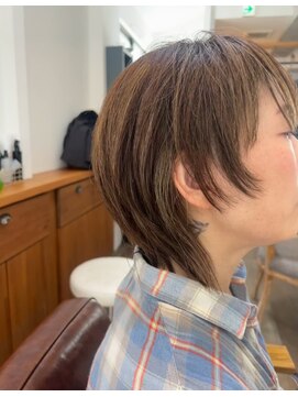 コンパス(COMPASS) ベージュウルフショート