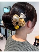 グッドライフヘアー(GOOD LIFE hair)&nbsp;『成人式前撮り×タイトシニヨンヘア』