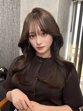 リベルテ 渋谷(Liberte) 韓国ヘア/レイヤー/前髪カット/渋谷/小顔カット/くびれヘア