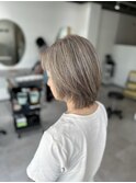 グレージュミディ×白髪ぼかしハイライト