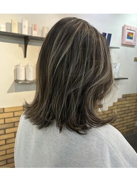 シュシュ(chou chou) ふんわり陰影ハイライト