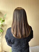 エム インターナショナル 白岡 キュート(EMU international CUTE) 上品グラデーションロング