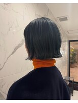 クララ ヒロシマセカンドフロア(CLALA Hiroshima 2nd floor)&nbsp;デザインカラー／暗めカラー／切りっぱなしミニボブ
