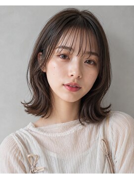 ラミ(L'ami) 《吉田光ノ丞》大人かわいい外はねミディアム/アッシュブラウン