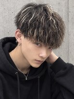 ヘッドストック(HEAD STOCK)&nbsp;ツイストホワイトメッシュパーマツイストハイライトマッシュ