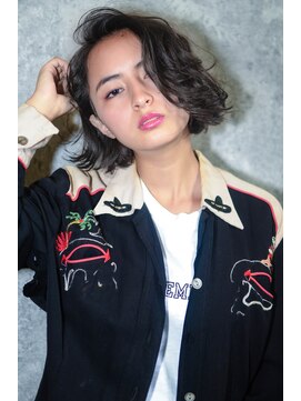 アリー 原宿 表参道(ALLY) [ALLY阿部]人気のスモーキーグレージュ×グランジパーマ