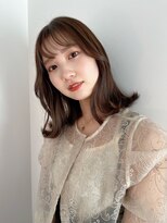 シキ(SHIKI)&nbsp;くびれ外ハネミディアムヘア