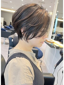 アンド ストーリーズ(&STORIES) 前下がりショート/前髪/絶壁解消/小顔効果/30代/40代【橋本】