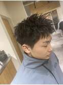 軽めスパイキーショート