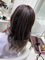 ケンジ 洋光台(KENJE)&nbsp;【アッシュ系グラデーションハイライト】【洋光台美容室】