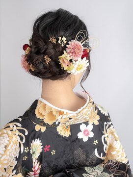 ヘアーサロン ラフリジー(Loufreasy) 成人式振袖編み下ろしダウンヘアアレンジ黒/卒業式袴/和装前撮り