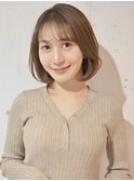 ナチュラルベージュ／顎ラインボブ／シースルーバング／髪質改善