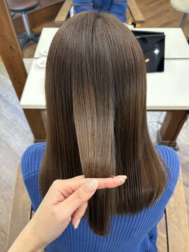 ヘアリゾート リノ(Hair resort Lino) ミネコラトリートメント×艶髪