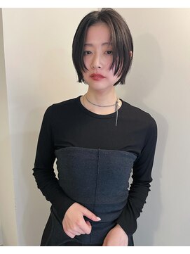 ユー セント(yew scent) 顔周りレイヤーボブ