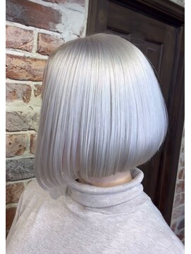 ハヤトトウキョウ(Hayato Tokyo) ホワイトブロンドボブ