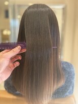 トウロウ 川口店(TOU/ROU) 大人ショート 白髪ぼかし 脱白髪染め ハイライト30代40 代