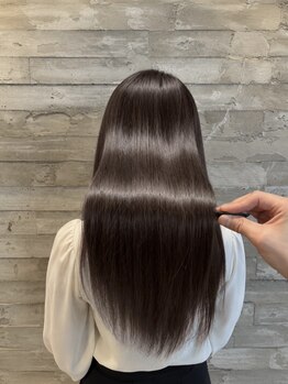 アース コアフュール ボーテ 藤枝店(EARTH coiffure beaute)の写真/乾かすだけでもまとまりやすい、自然な髪質改善ストレート