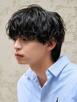 エルマーク 本山(L-MARK)&nbsp;シャドウパーマ/波巻きパーマ/メンズ/センターパート/眉毛