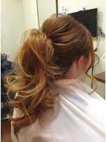 ヘアー クリエイティブ ハイ スタンダード(hair creative High-Standard)&nbsp;ポニーテールアレンジ