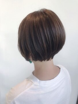 トータルビューティーハウス フラップ ミチ 野田店(total beauty house flap MICHI) 【flap MICHI】島田和也  小頭前下がりボブ