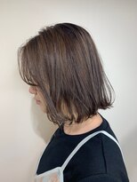 コロ(COLO)&nbsp;【COLO】グレージュ外ハネミディボブハイライト 吉祥寺