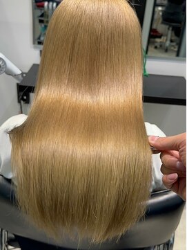 キュア 表参道(CURE) 黒髪/グレージュカラー/ココアベージュ/ヘルシーロング[表参道]