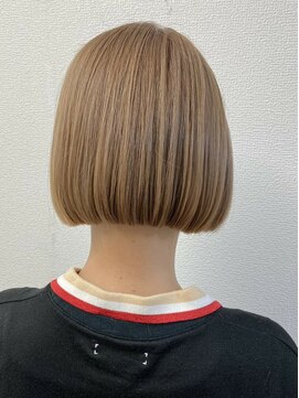 カルテット(Quartetto) 切りっぱなし/ハイライト/ケアブリーチ/白髪染め[八王子駅]