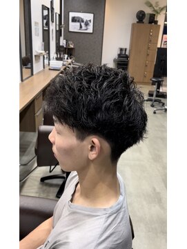 ルシード スタイル リコット(Lucido Style Ricotto) 癖毛風パーマ/短髪パーマ/刈り上げショート/アップバング