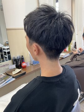 コアフィールフィス(COIFFURE fils) 【見附　今町】爽やかショート　刈り上げ　アップバング