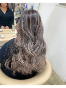 ファンド 千葉(fand) バレイヤージュ/グレージュ/デザインカラー/千葉/MANAMI