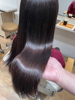 アロッタ 梅田茶屋町(alotta)の写真/【HOT PEPPER Beauty Hair Collection 2025 スタイル350選出】ダメージレスなあなただけの仕上がりに。