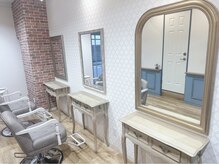 アンミー(anmee)の雰囲気（落ち着いた雰囲気の店内♪）
