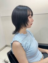 ヴェイン 渋谷(vain)&nbsp;くびレイヤーロングウルフカットブルーブラックマッシュショート