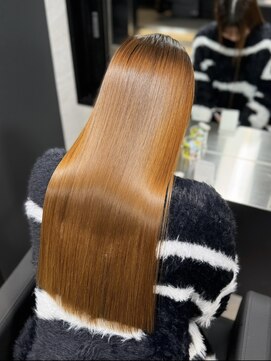 ユーザ(YUZA) 美髪縮毛矯正×最高峰髪質改善トリートメント×オレンジブラウン