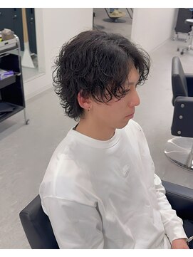 ブライト(BRIGHT) センターパートウルフサーフカール