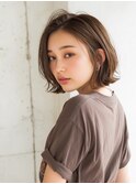 大人の抜け感ショートボブ