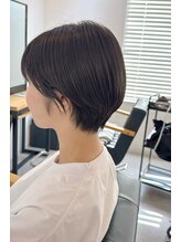 シフターズ(SIFTERS) グレージュカラー＋丸みショート