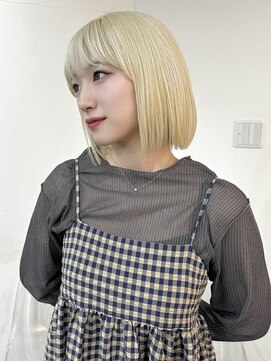 リヴ ウメダ(LIV umeda) ホワイトブロンド/ケアブリーチ/トリプルカラー/梅田