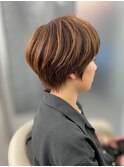 似合わせレイヤーショート/ミニマルボブ/白髪ぼかし/江坂