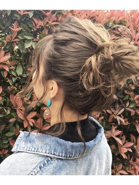 クラク 羽根木店(kuraku) 外国人風ベージュカラー