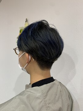 アティ(Atty) 刈り上げマッシュ