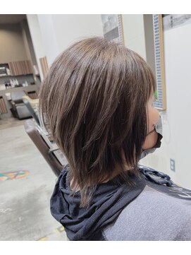 ディッシュ 五反田(dish) ハイレイヤー＊ハイライトに透明感、脱白髪染め★五反田美容院