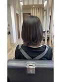 モスグレージュ×ボブウルフ