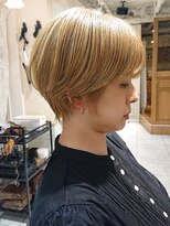 ラボヌール ヘアー エクラ(La Bonheur hair eclat) ブロンドベリーショート