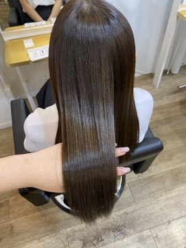 イオエ(ioe) 黒髪/ボブルフ/ネビージュ/小顔/ワンレン/髪質改善/グレージュ