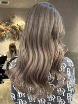 ロンド レア 天神大名店(Lond Le’a)&nbsp;ダブルカラーベージュカラーケアブリーチカラーバレイヤージュ